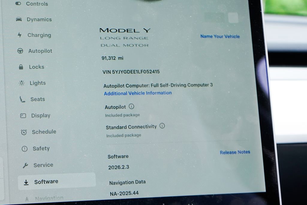 Used 2020 Tesla Model Y Long Range image 32