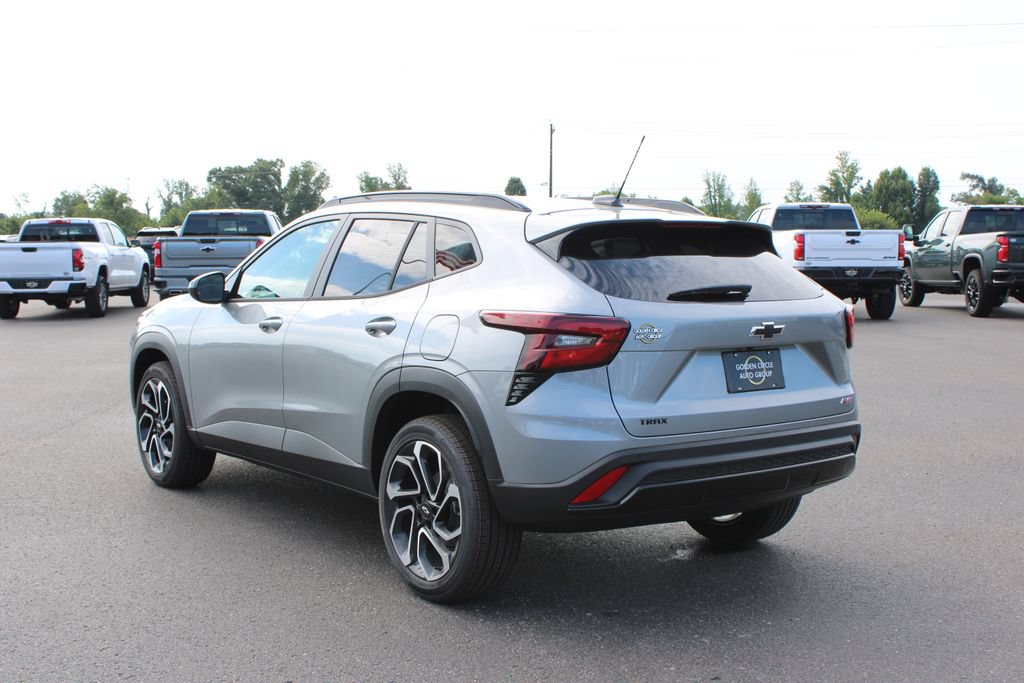 New 2026 Chevrolet Trax RS w/ Driver Confidence Package FWD image 7