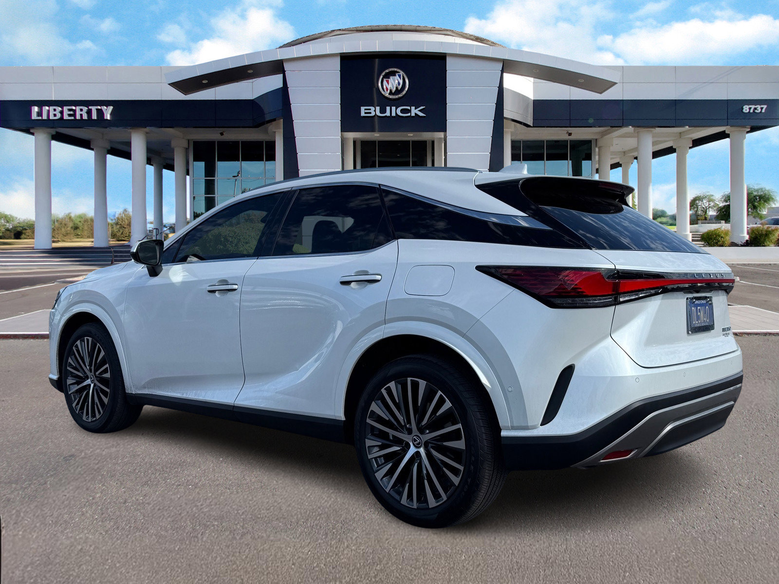 Used 2024 Lexus RX 350 FWD image 5