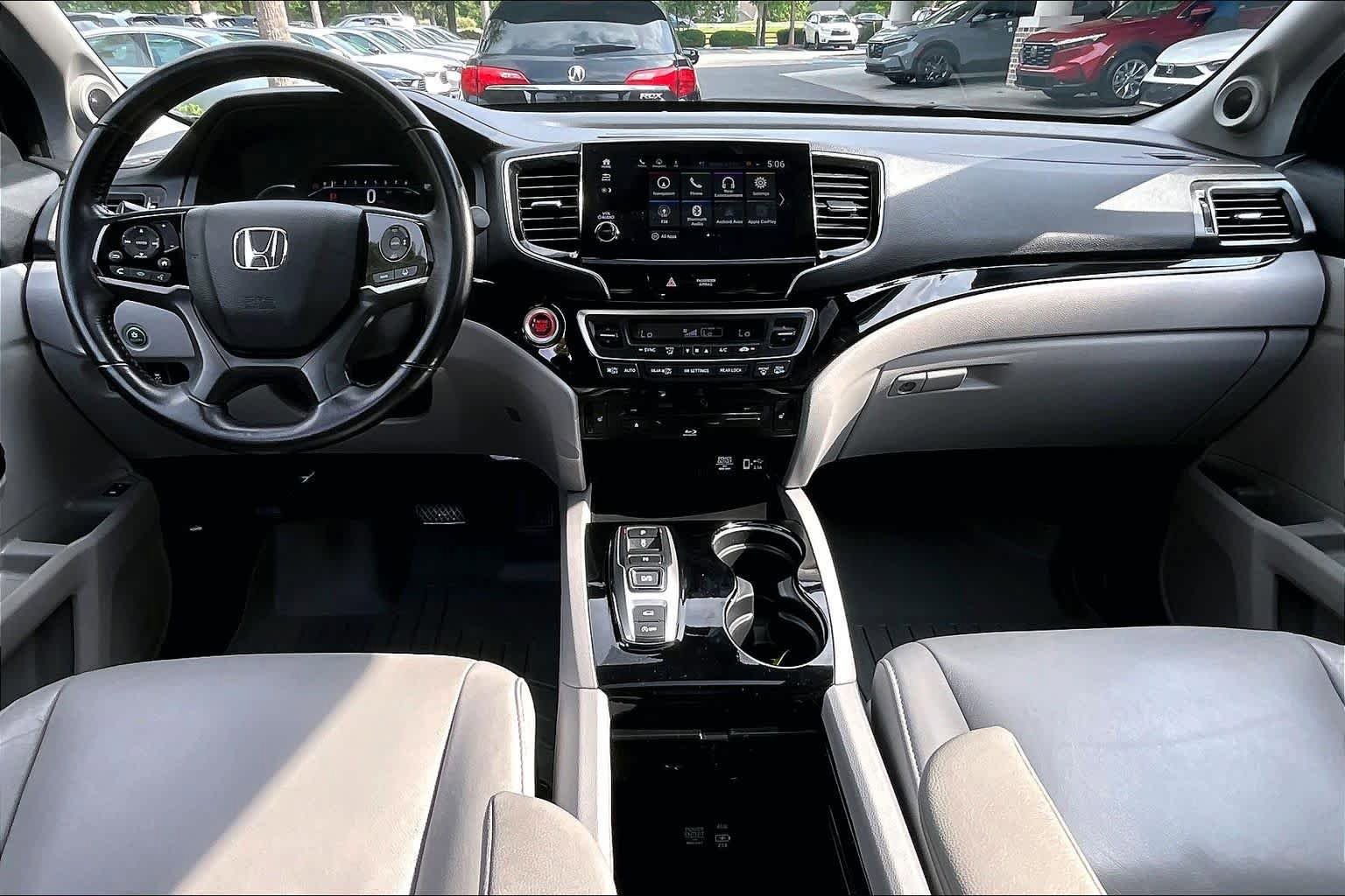 Used 2020 Honda Pilot Touring image 16