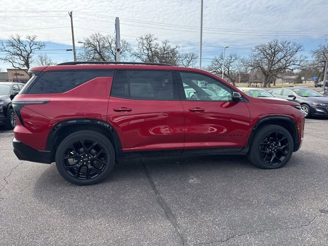 Used 2024 Chevrolet Traverse RS w/ LPO, Floor Liner Package image 9