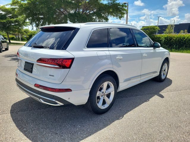 Used 2023 Audi Q7 2.0T Premium w/ Convenience Package AWD/4WD image 7