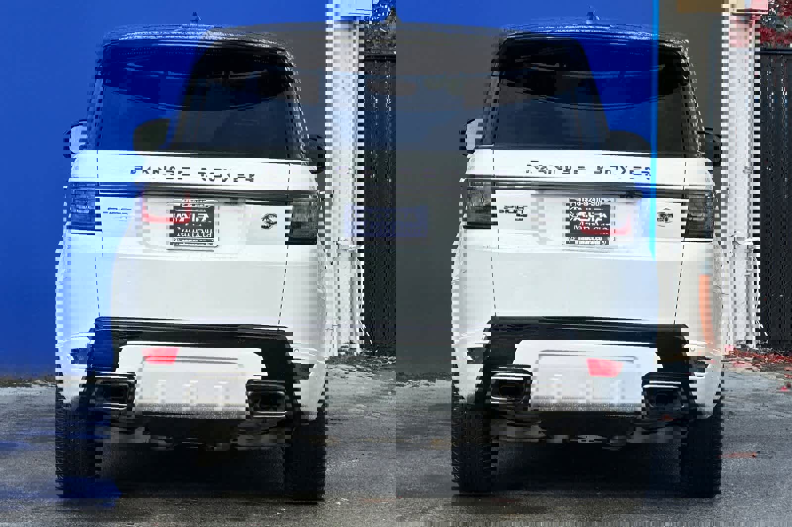 Used 2022 Land Rover Range Rover Sport HST image 4