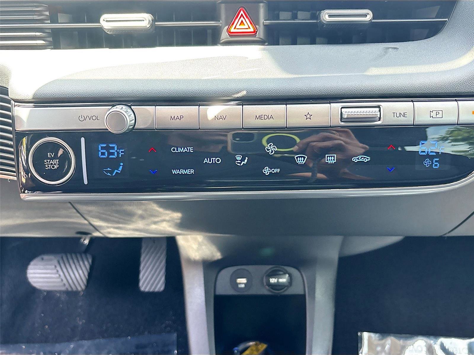 Used 2024 Hyundai Ioniq 5 SEL RWD image 16