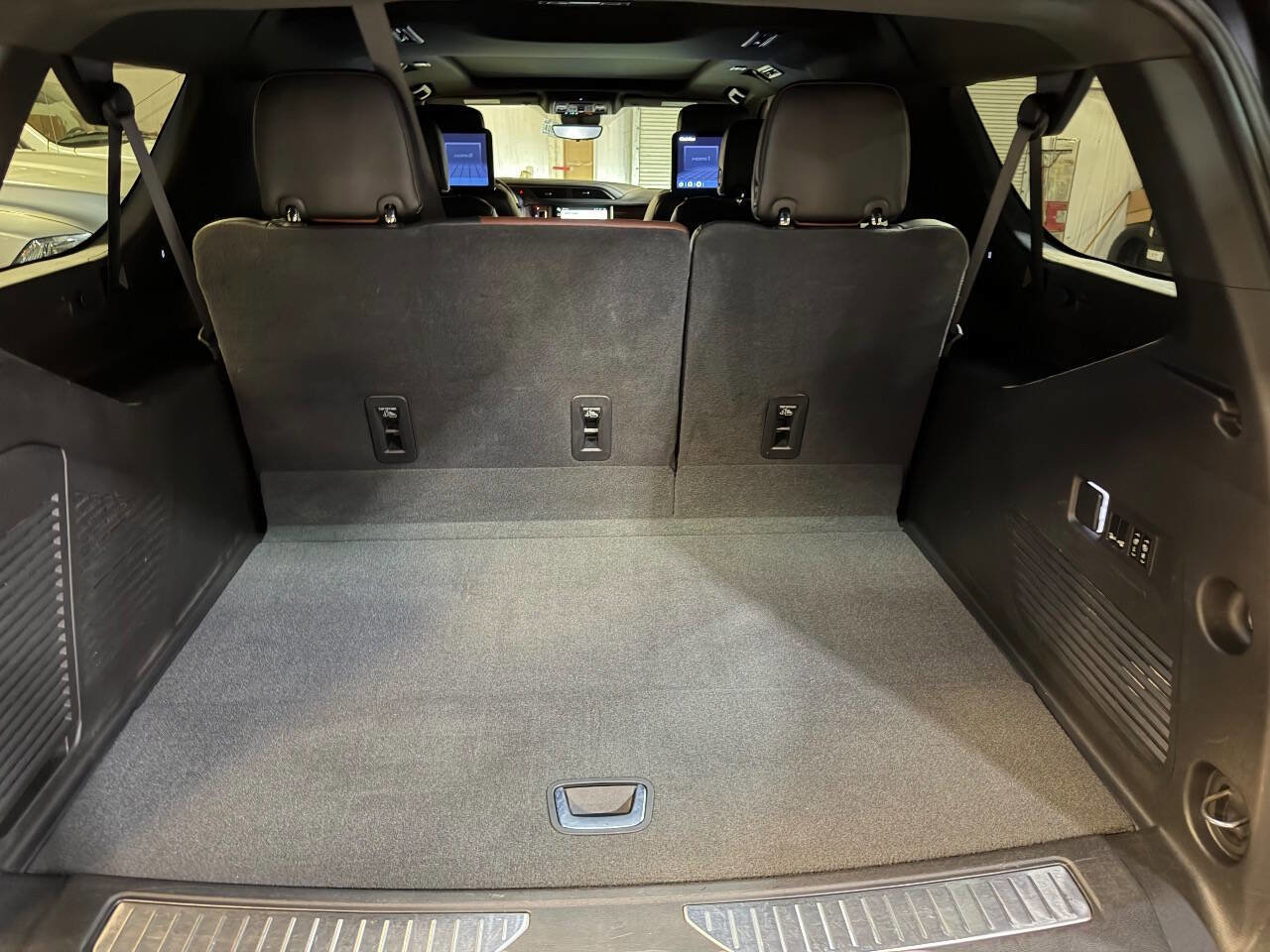 Used 2023 GMC Yukon XL Denali Ultimate image 21