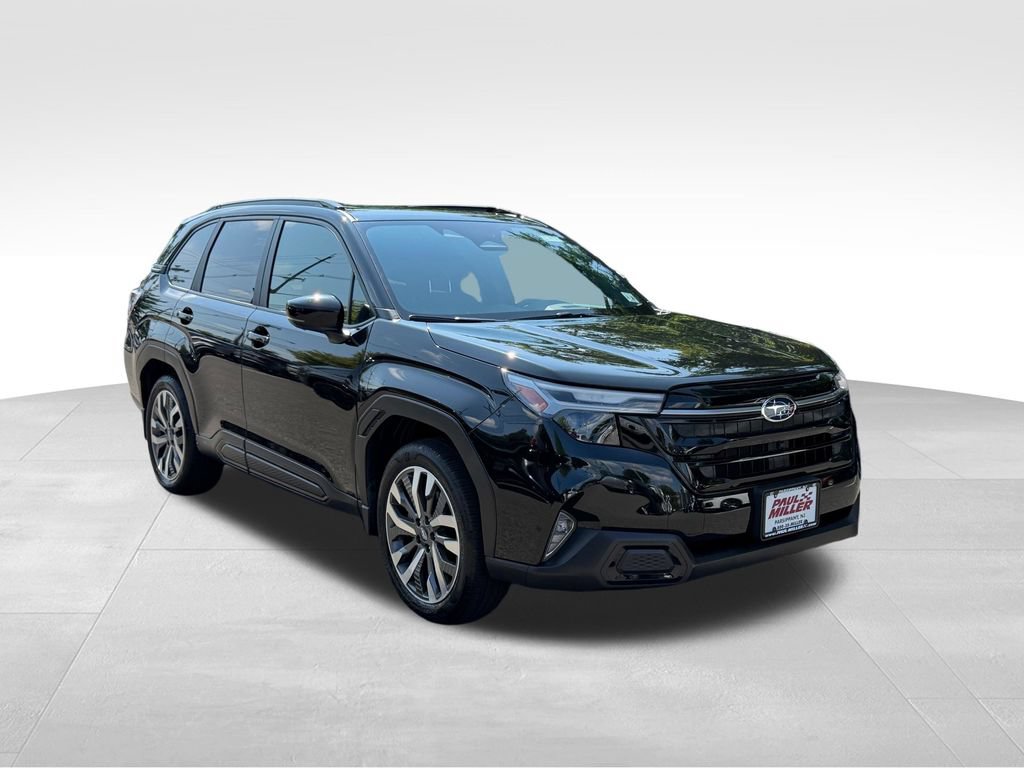 Used 2025 Subaru Forester Touring AWD/4WD image 4