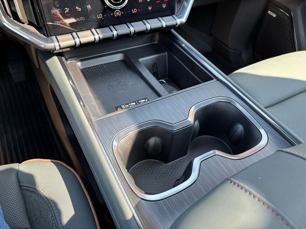 New 2026 GMC Acadia AT4 w/ Super Cruise Package image 33