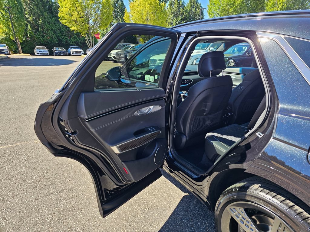 Certified 2025 Genesis GV70 3.5T Sport w/ Sport Prestige Package AWD/4WD image 22