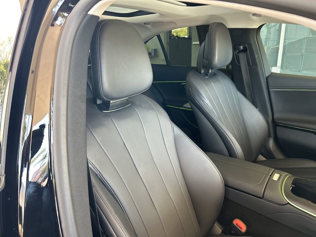 Used 2025 Mercedes-Benz E 350 4MATIC Sedan w/ Winter Package image 23