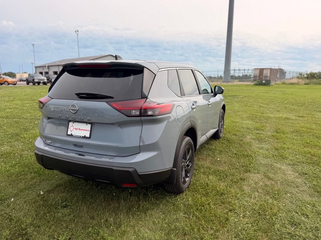 New 2026 Nissan Rogue SV w/ Cold Weather Package FWD image 5