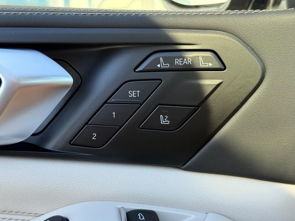 New 2026 BMW X7 xDrive40i w/ Dynamic Handling Package image 11