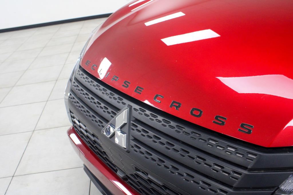Used 2024 Mitsubishi Eclipse Cross ES image 11