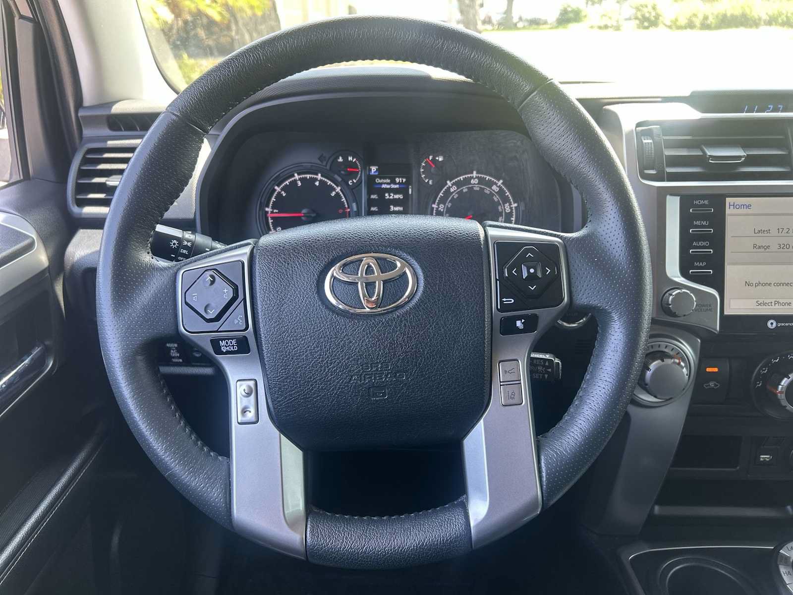 Used 2023 Toyota 4Runner SR5 AWD/4WD image 11