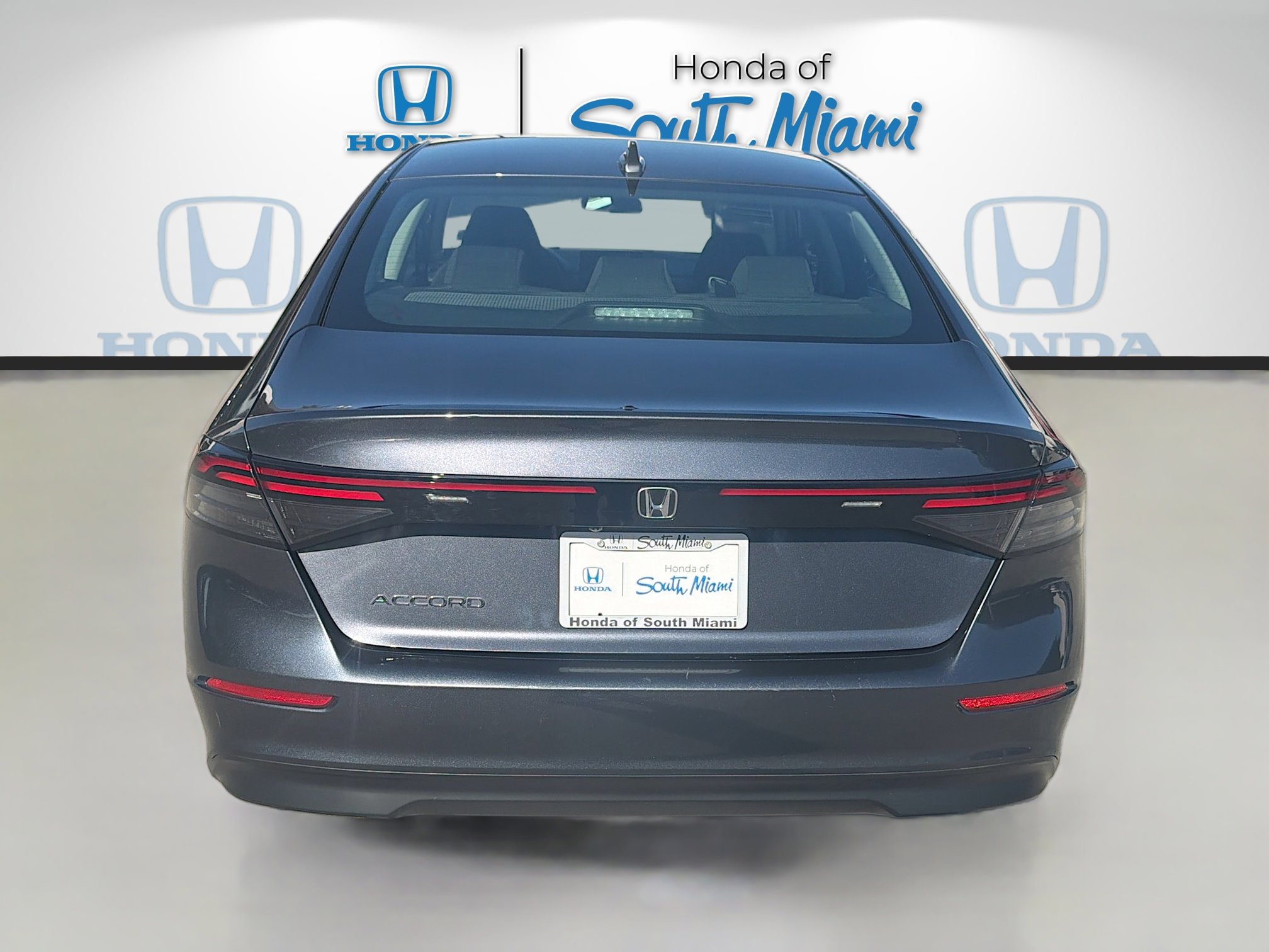 Used 2023 Honda Accord EX image 6
