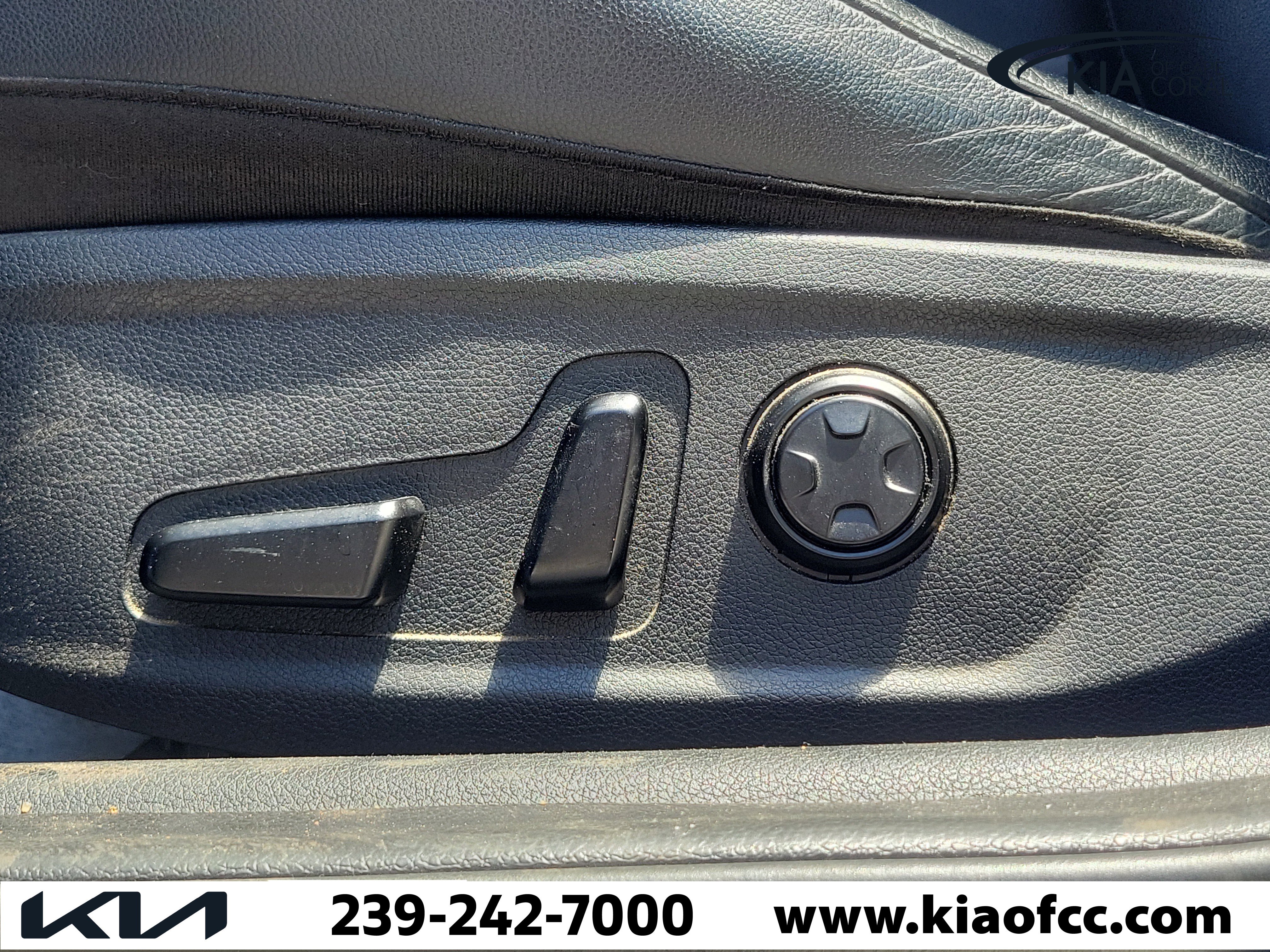 Used 2018 Kia Stinger GT AWD/4WD image 19