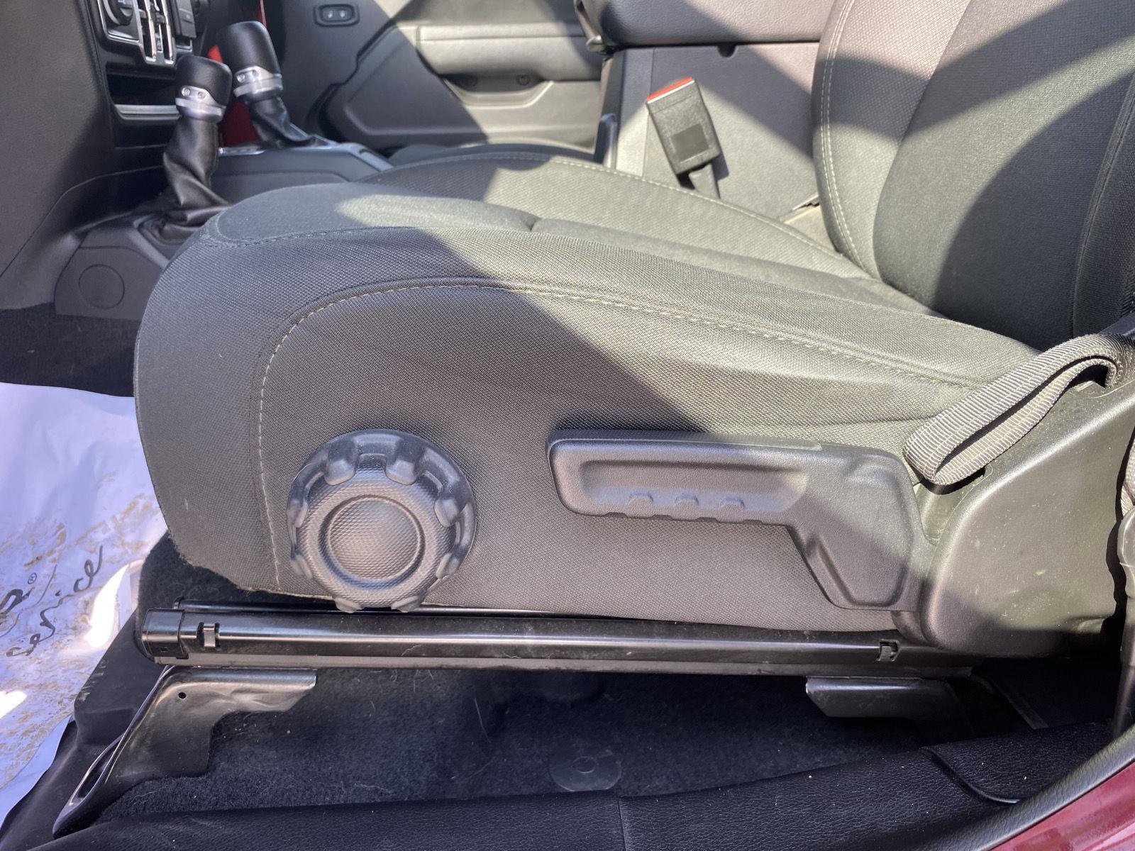 Used 2022 Jeep Wrangler Unlimited Sport image 12