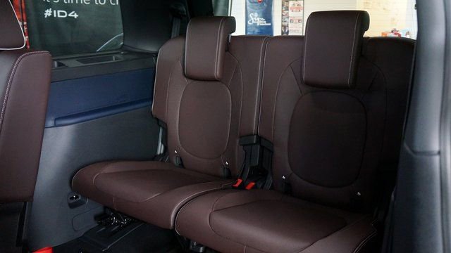 New 2025 Volkswagen ID. Buzz Pro S image 10