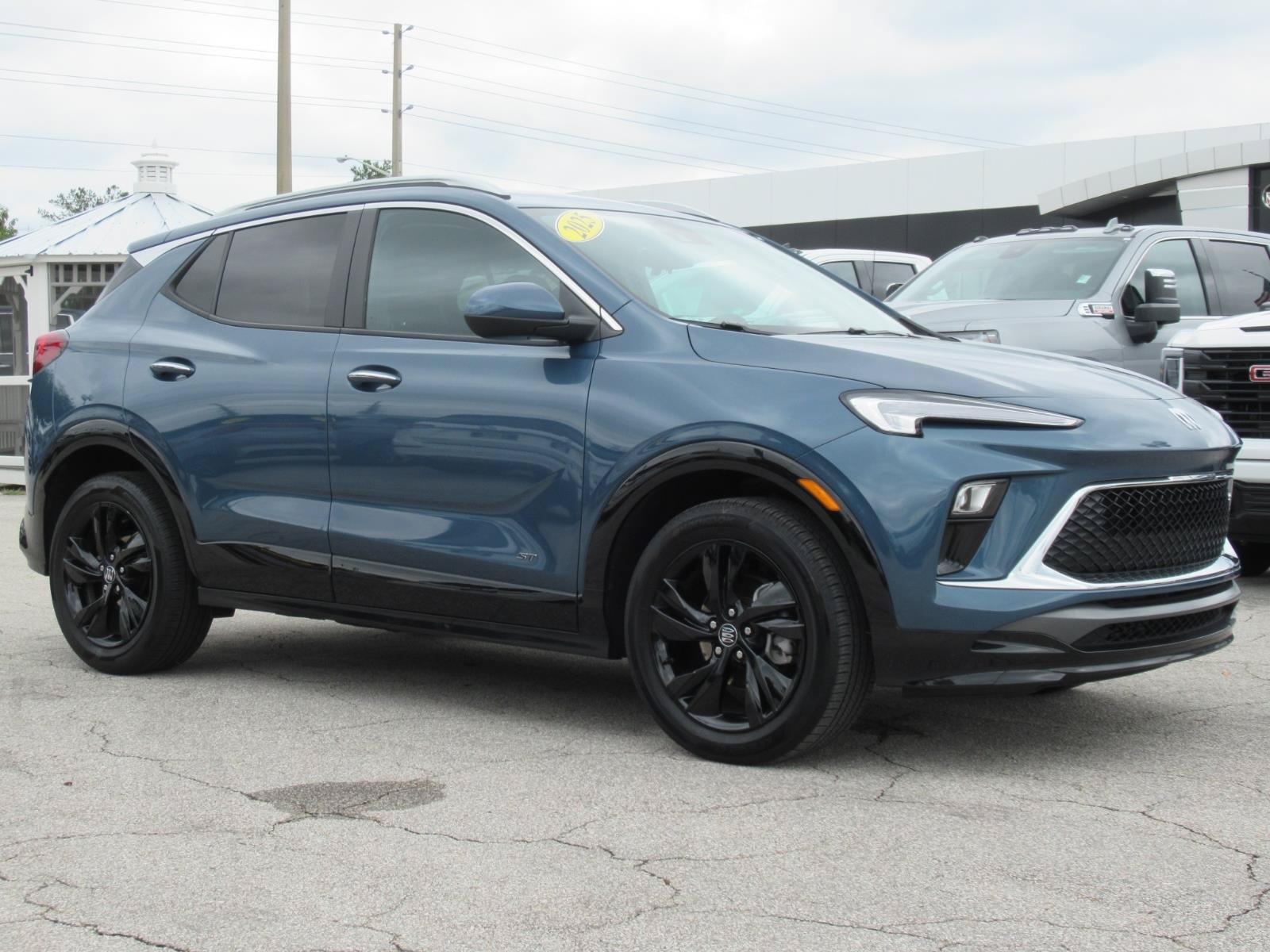 Used 2025 Buick Encore GX Sport Touring w/ Comfort Package