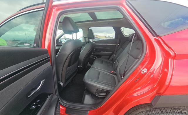 Used 2023 Hyundai Tucson Limited AWD/4WD image 6