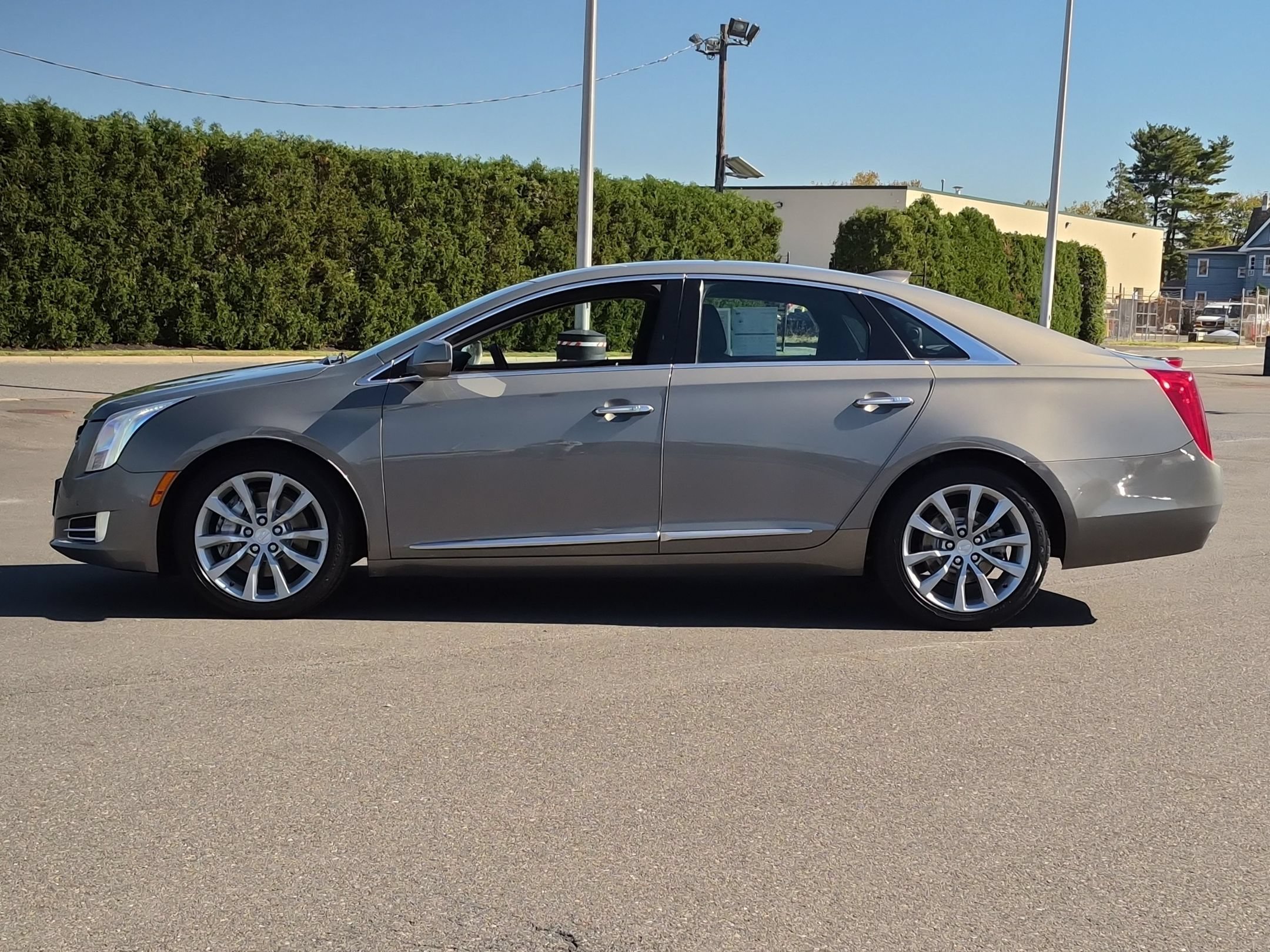 Certified 2017 Cadillac XTS Luxury AWD/4WD image 4