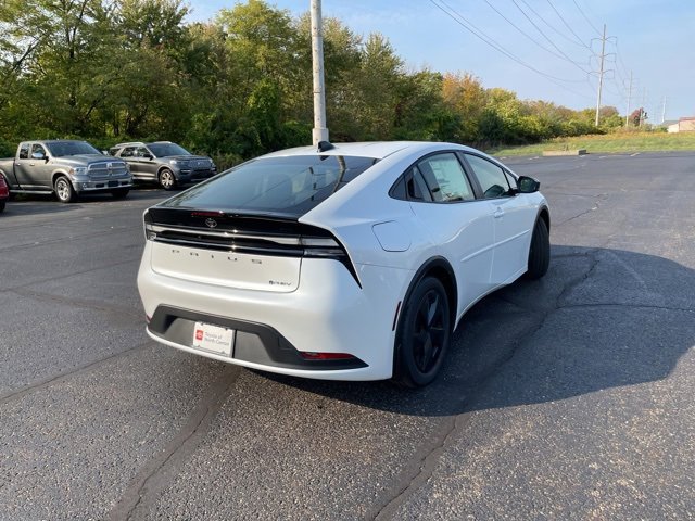New 2026 Toyota Prius Plug-In Hybrid image 5