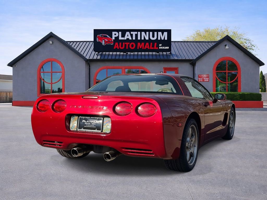Used 2004 Chevrolet Corvette Coupe w/ Roof Package image 4