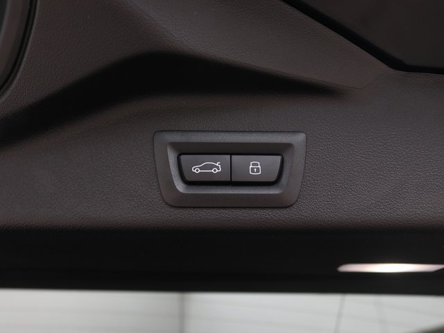 New 2026 BMW X5 M Competition w/ Executive Package image 34