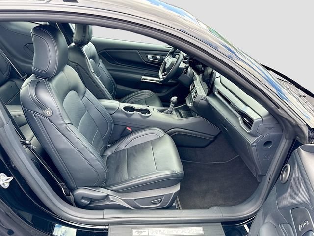 Used 2024 Ford Mustang Premium RWD image 33