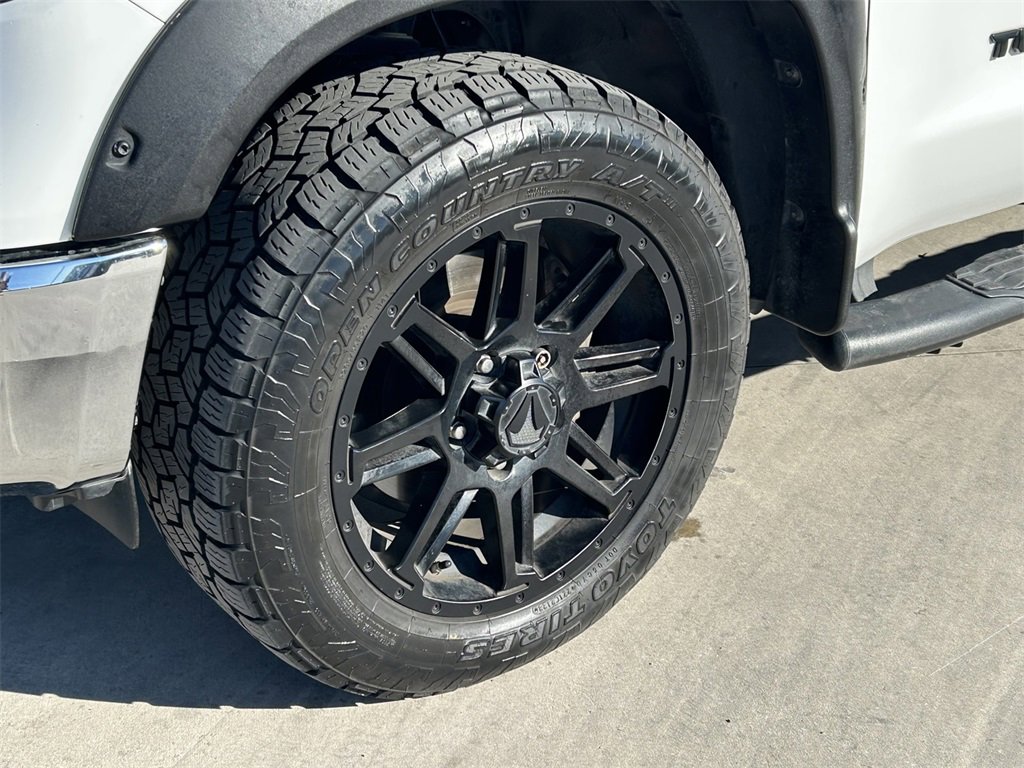 Used 2018 Toyota Tundra SR5 image 9
