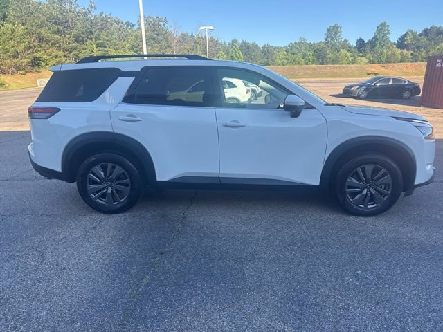 Used 2025 Nissan Pathfinder SV FWD image 7