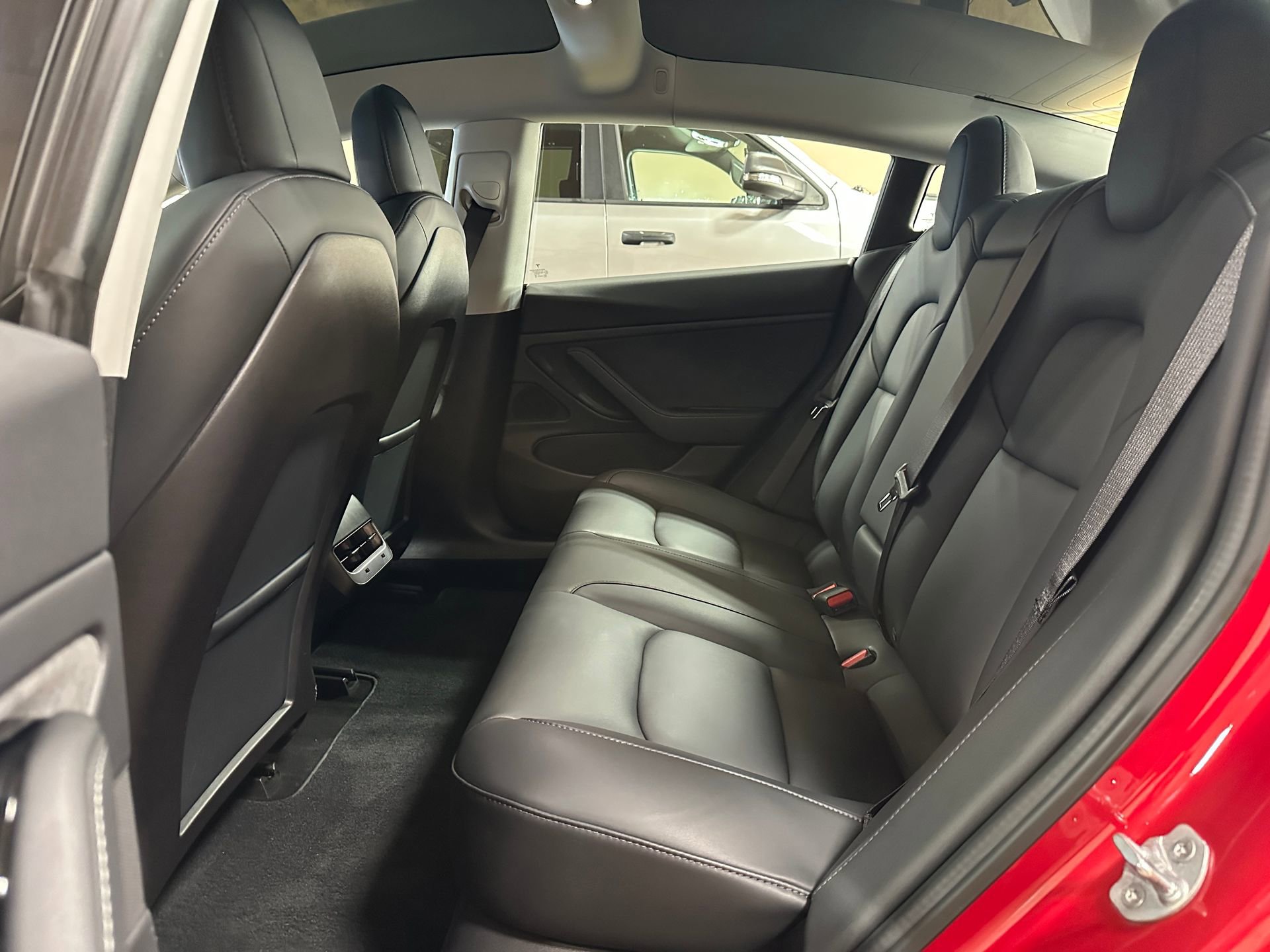 Used 2019 Tesla Model 3 Standard Range RWD image 13