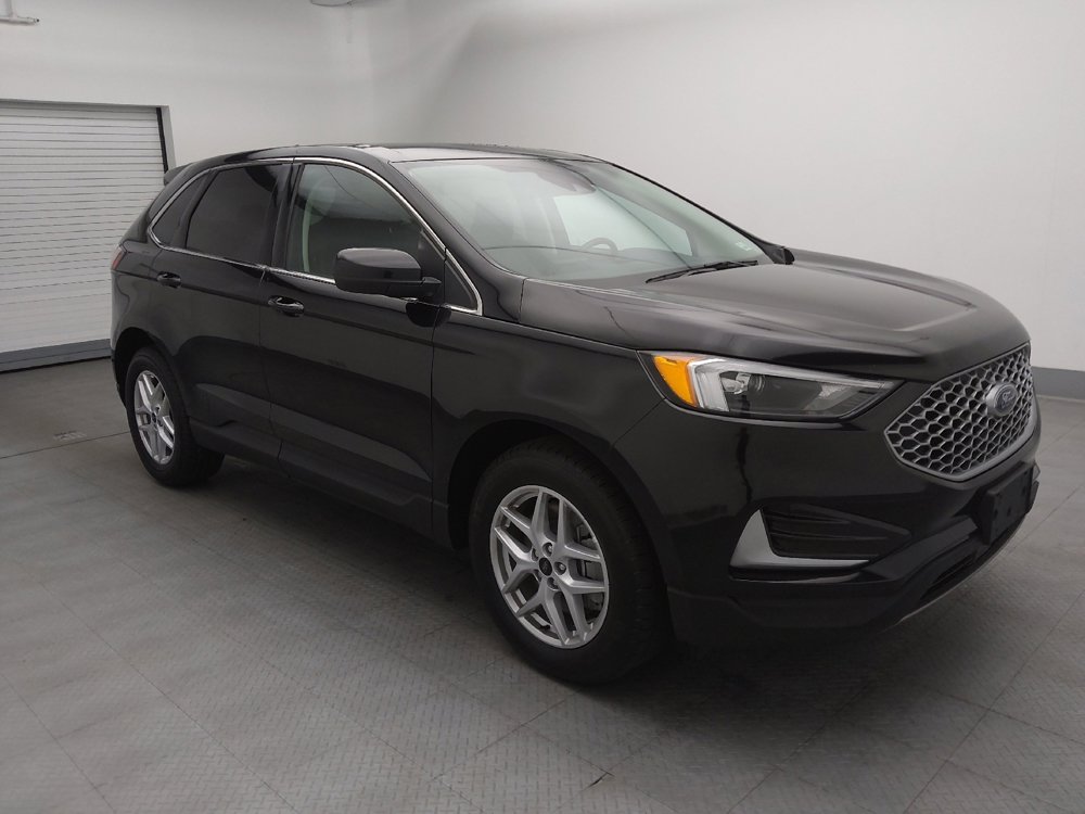 Used 2024 Ford Edge SEL image 11