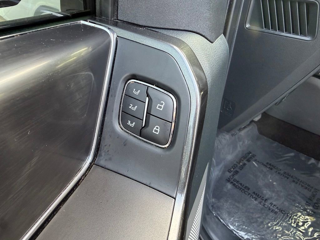 Used 2021 Ford F150 Lariat w/ Equipment Group 502A High image 10
