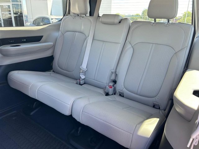 Used 2024 Jeep Wagoneer Series II w/ Convenience Group I image 10