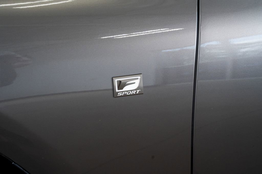 Used 2018 Lexus LS 500 F Sport w/ Accessory Package (Z2) image 20