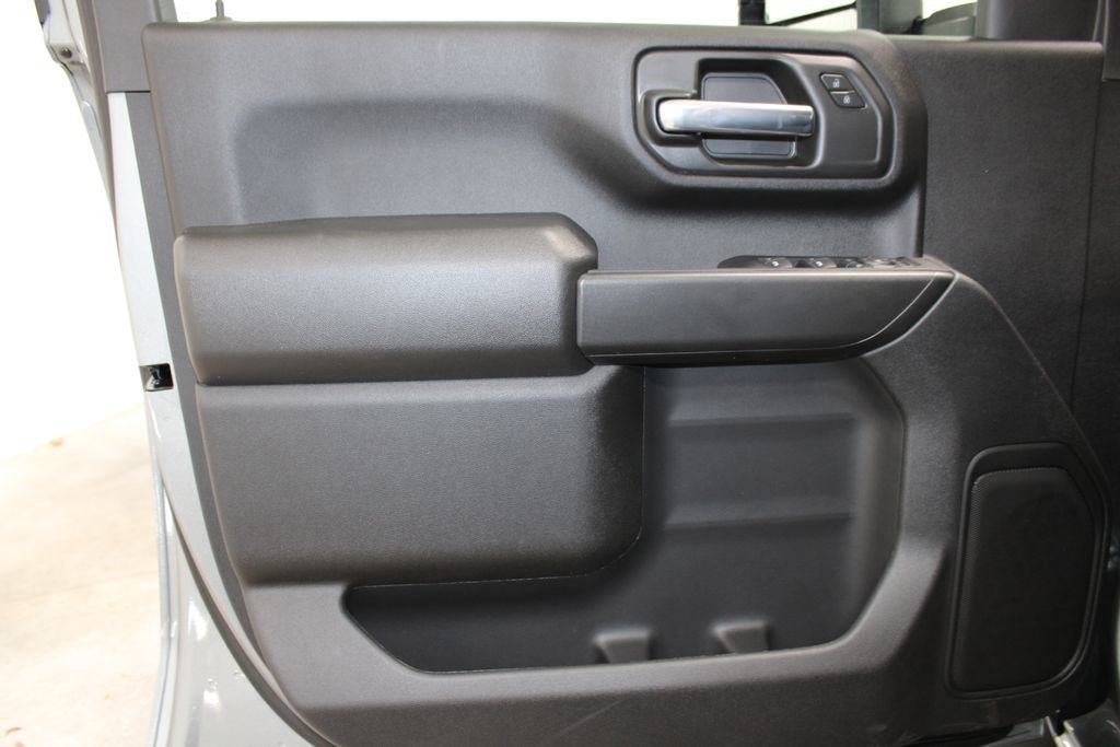 New 2026 Chevrolet Silverado 2500 Custom w/ Custom Value Package image 27