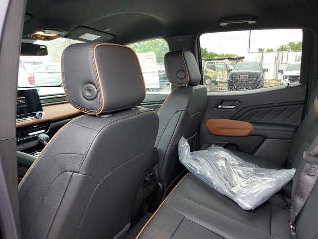 New 2026 GMC Canyon AT4 image 10