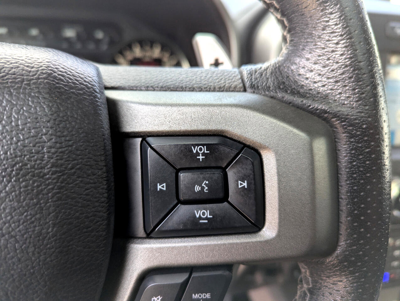 Used 2018 Ford F150 Raptor w/ Equipment Group 802A Luxury image 25