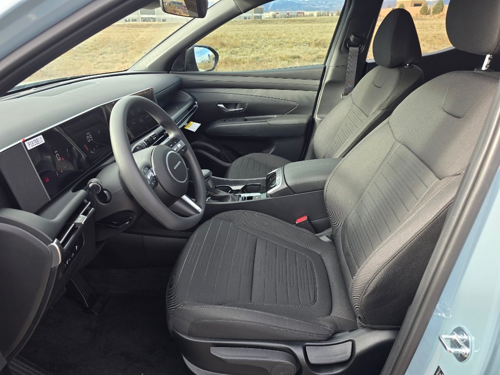 Used 2026 Hyundai Santa Cruz SE AWD/4WD image 13
