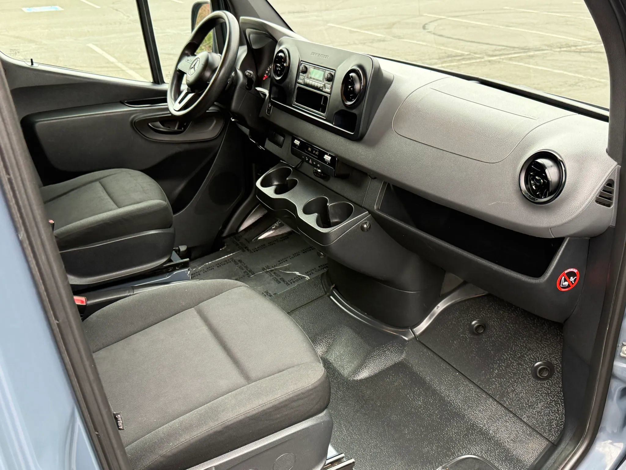 Used 2019 Mercedes-Benz Sprinter 144 image 14