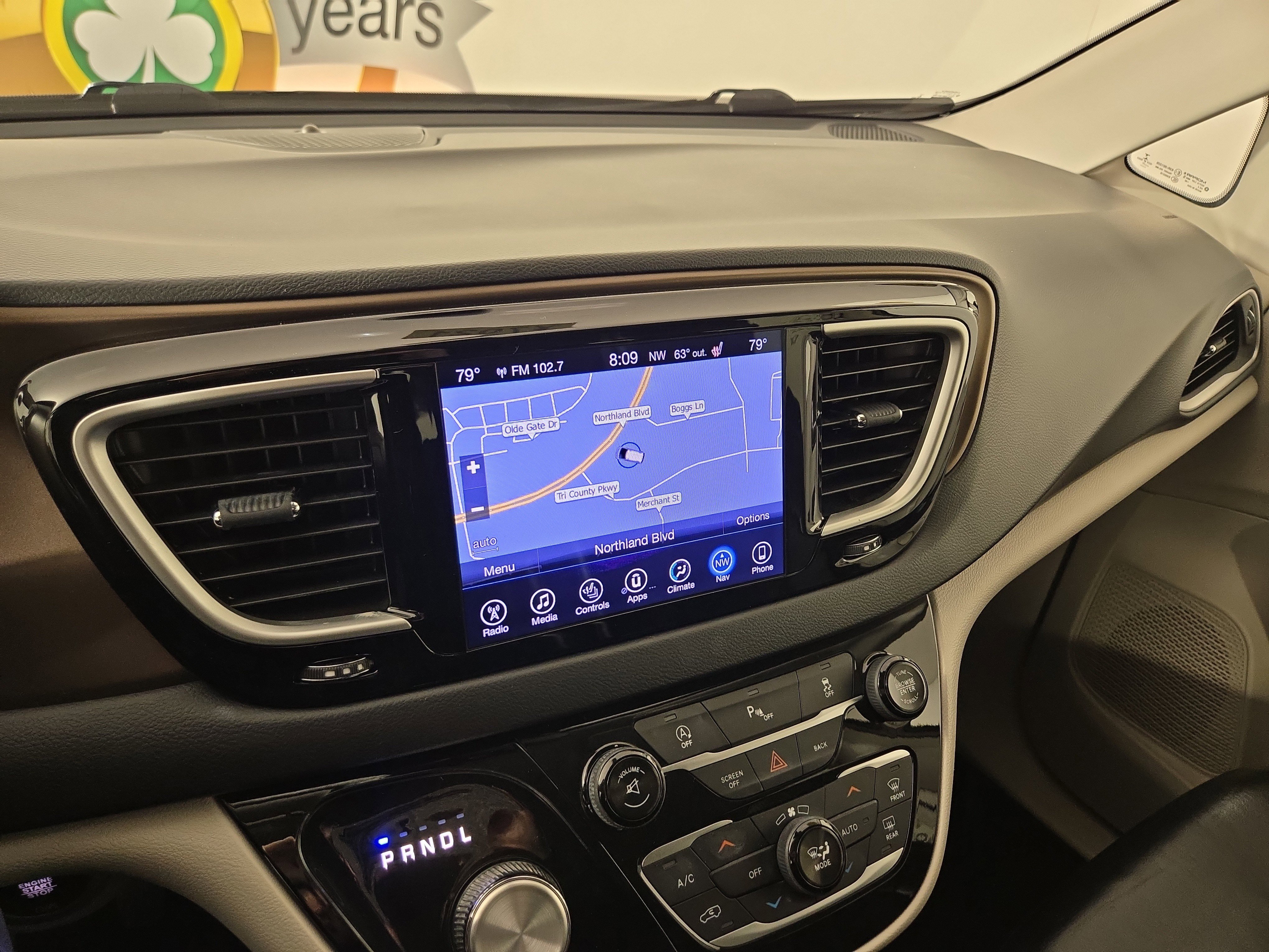 Used 2017 Chrysler Pacifica Touring-L image 22