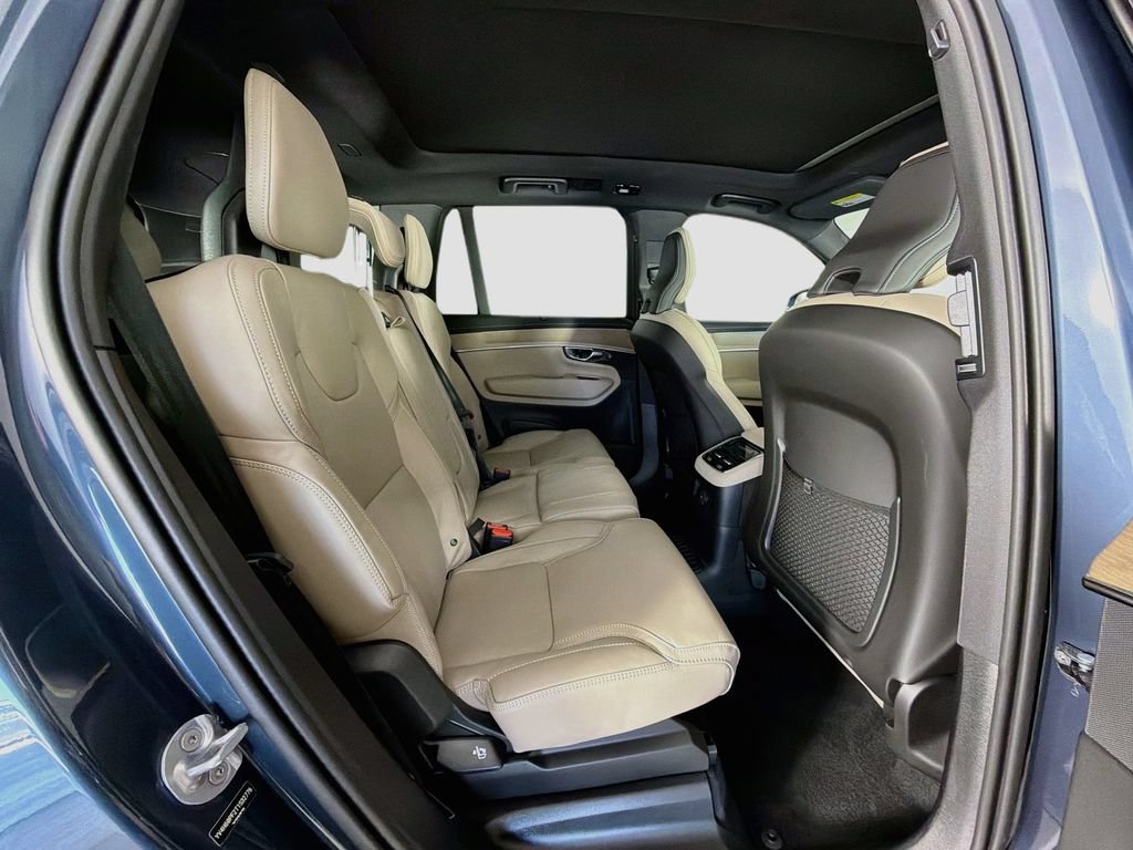 New 2026 Volvo XC90 T8 Ultra w/ Protection Package AWD/4WD image 30