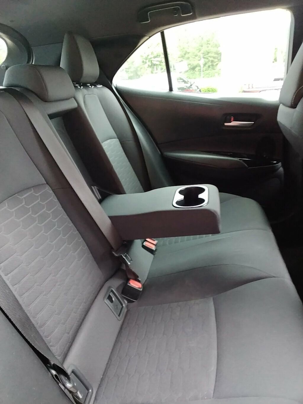 Used 2019 Toyota Corolla SE FWD image 9