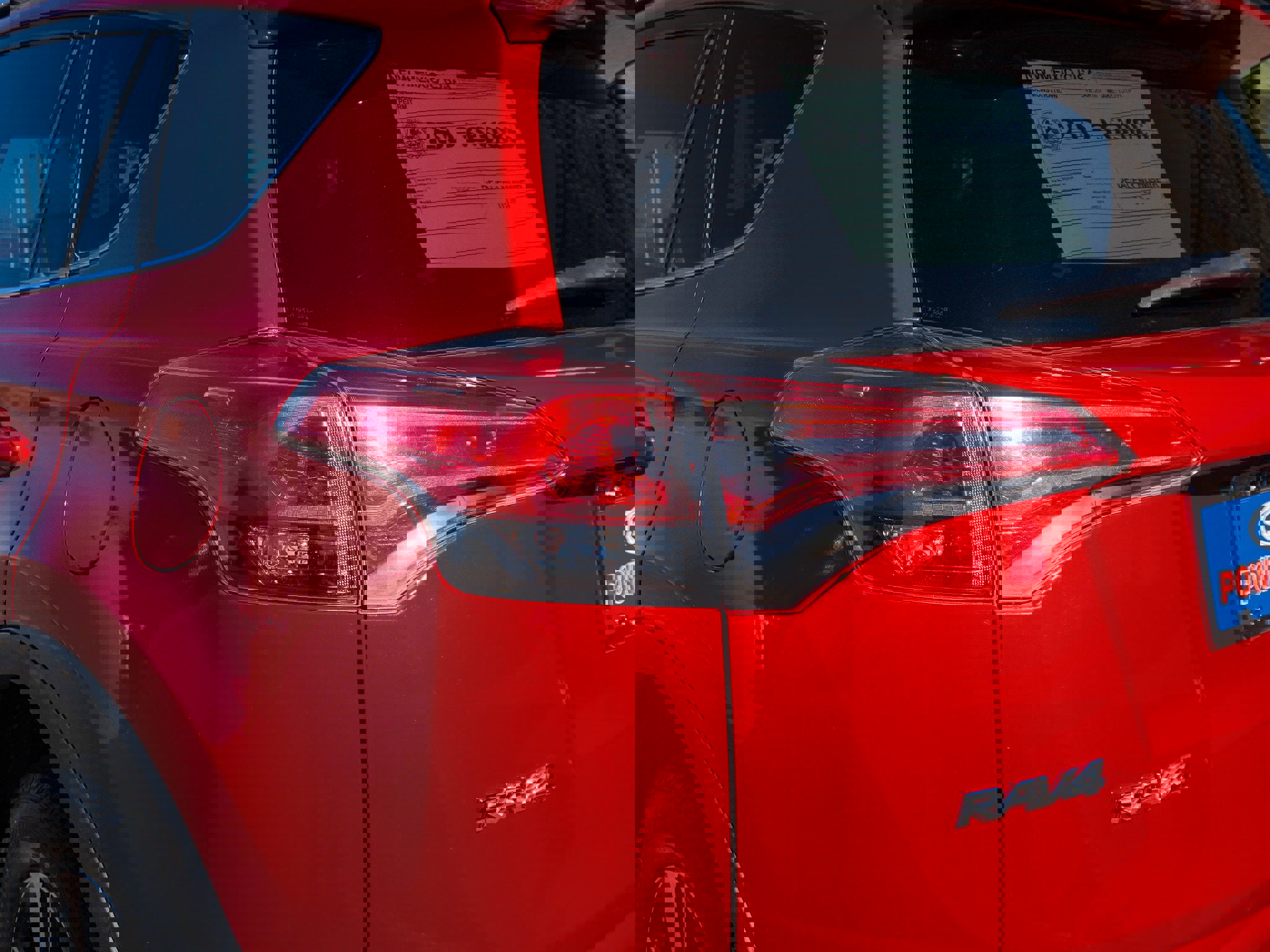 Used 2016 Toyota RAV4 XLE image 18