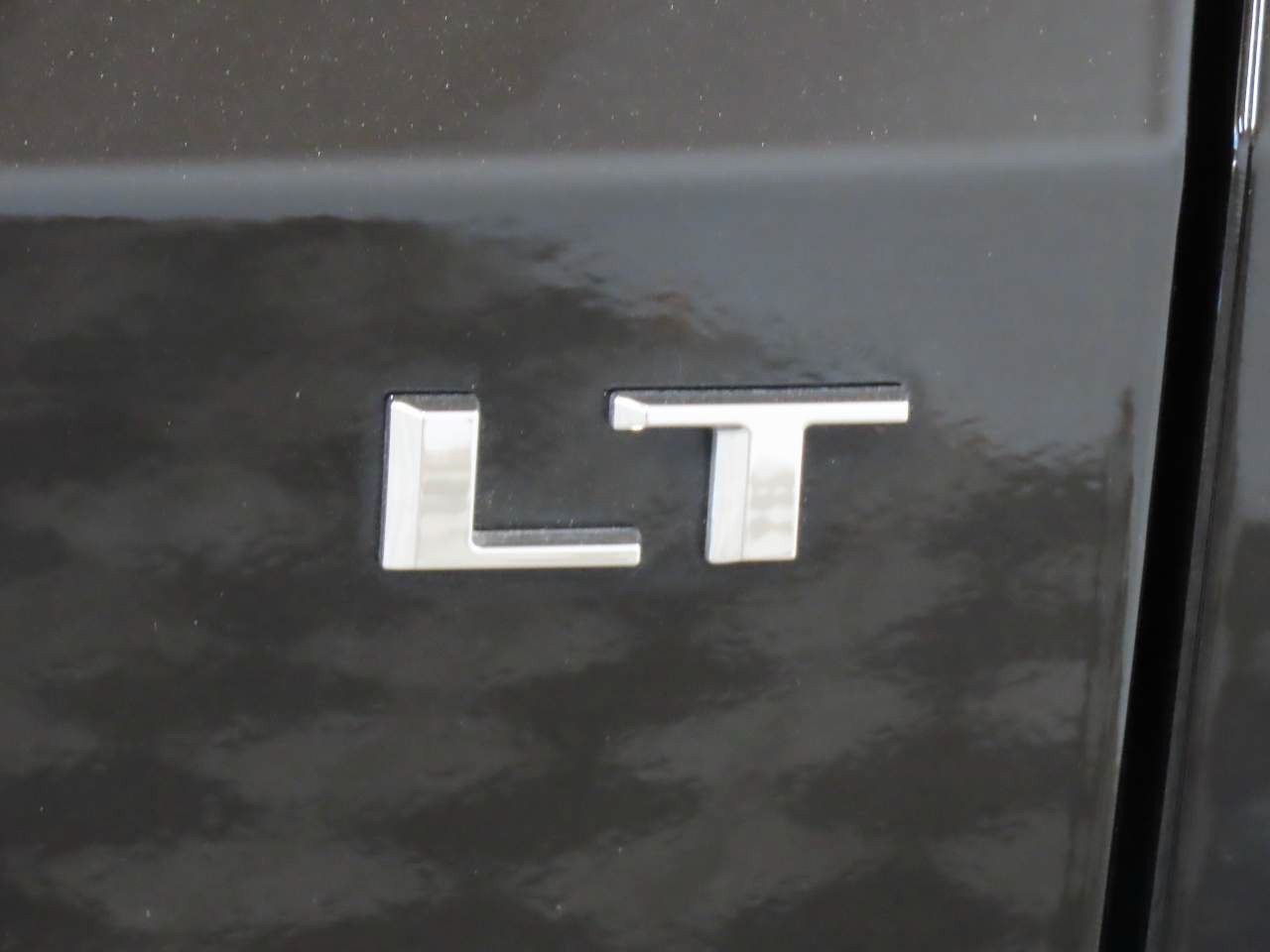 Used 2024 Chevrolet Traverse LT FWD image 6