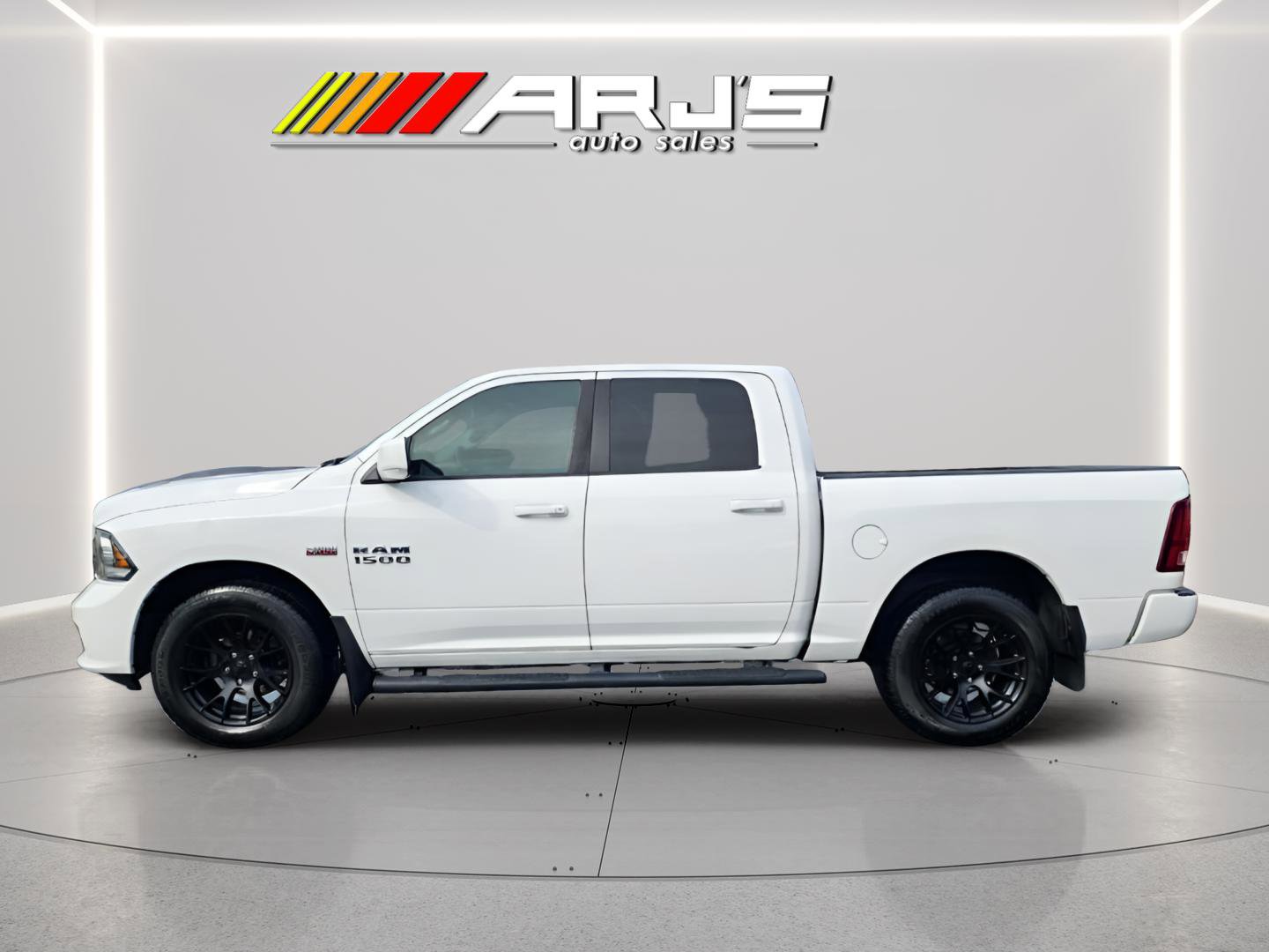 Used 2014 RAM 1500 Sport w/ Sport Premium Group AWD/4WD image 2