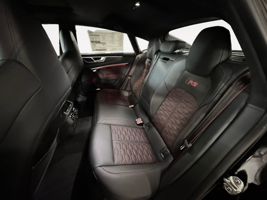 New 2026 Audi RS 7 Performance image 12