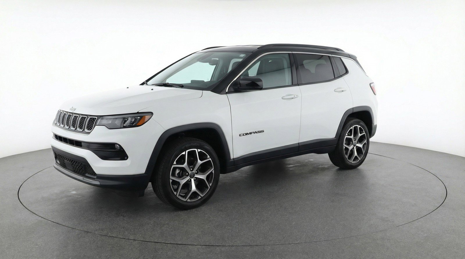 Used 2025 Jeep Compass Limited image 3
