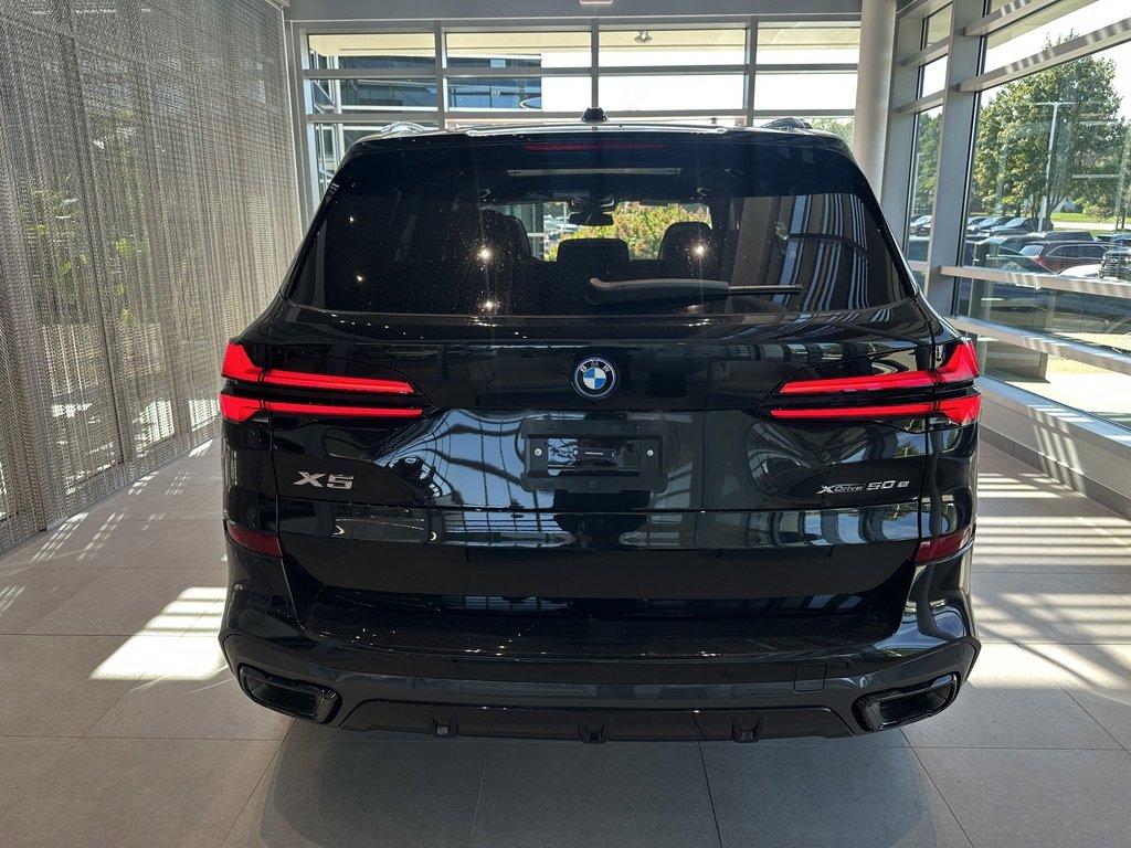 New 2026 BMW X5 xDrive50e w/ M Sport Package image 5