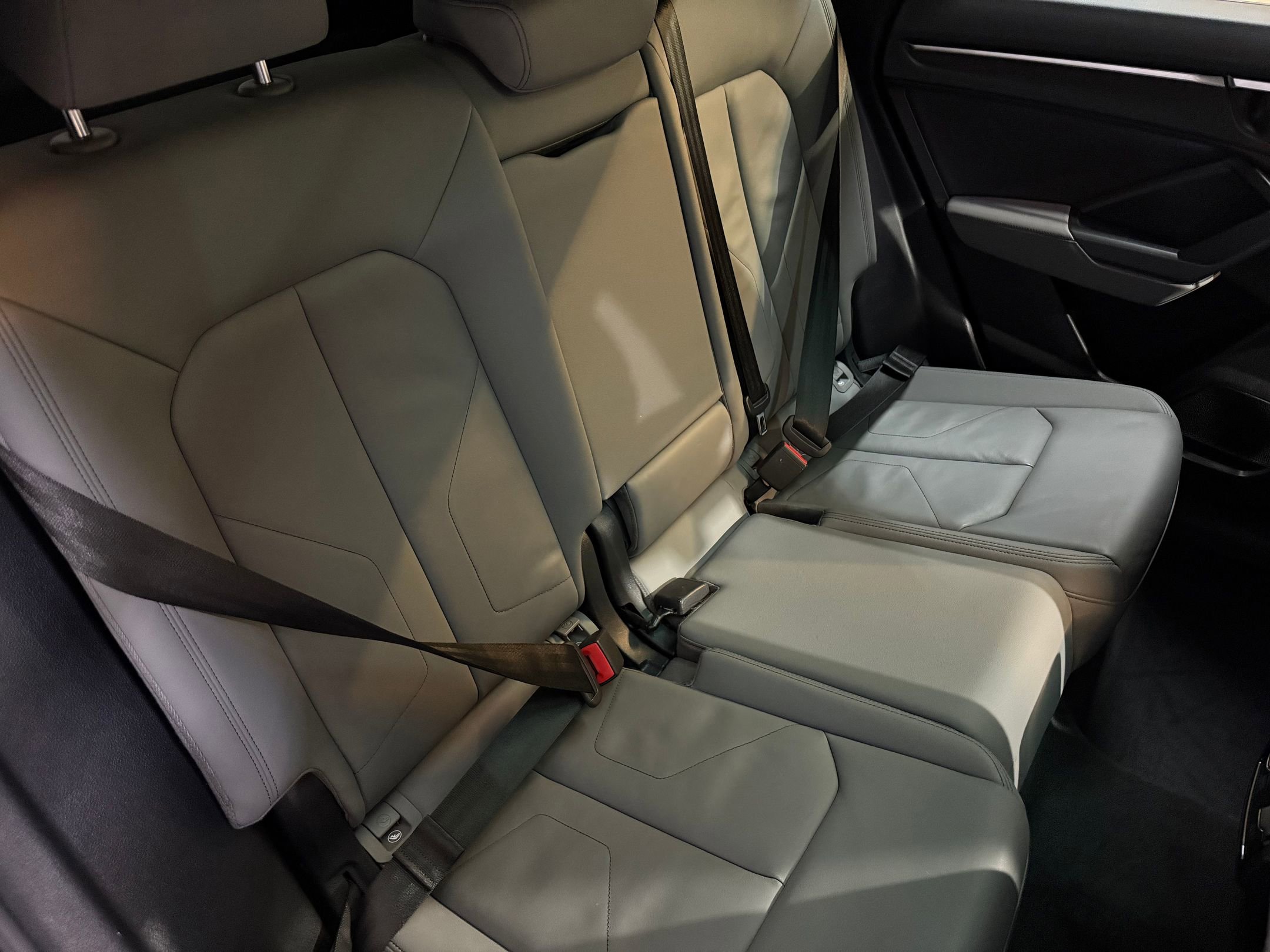 Used 2020 Audi Q3 2.0T Premium Plus w/ Premium Plus Package image 45